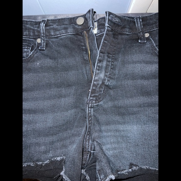 Universal threads black denim shorts - Picture 5 of 9
